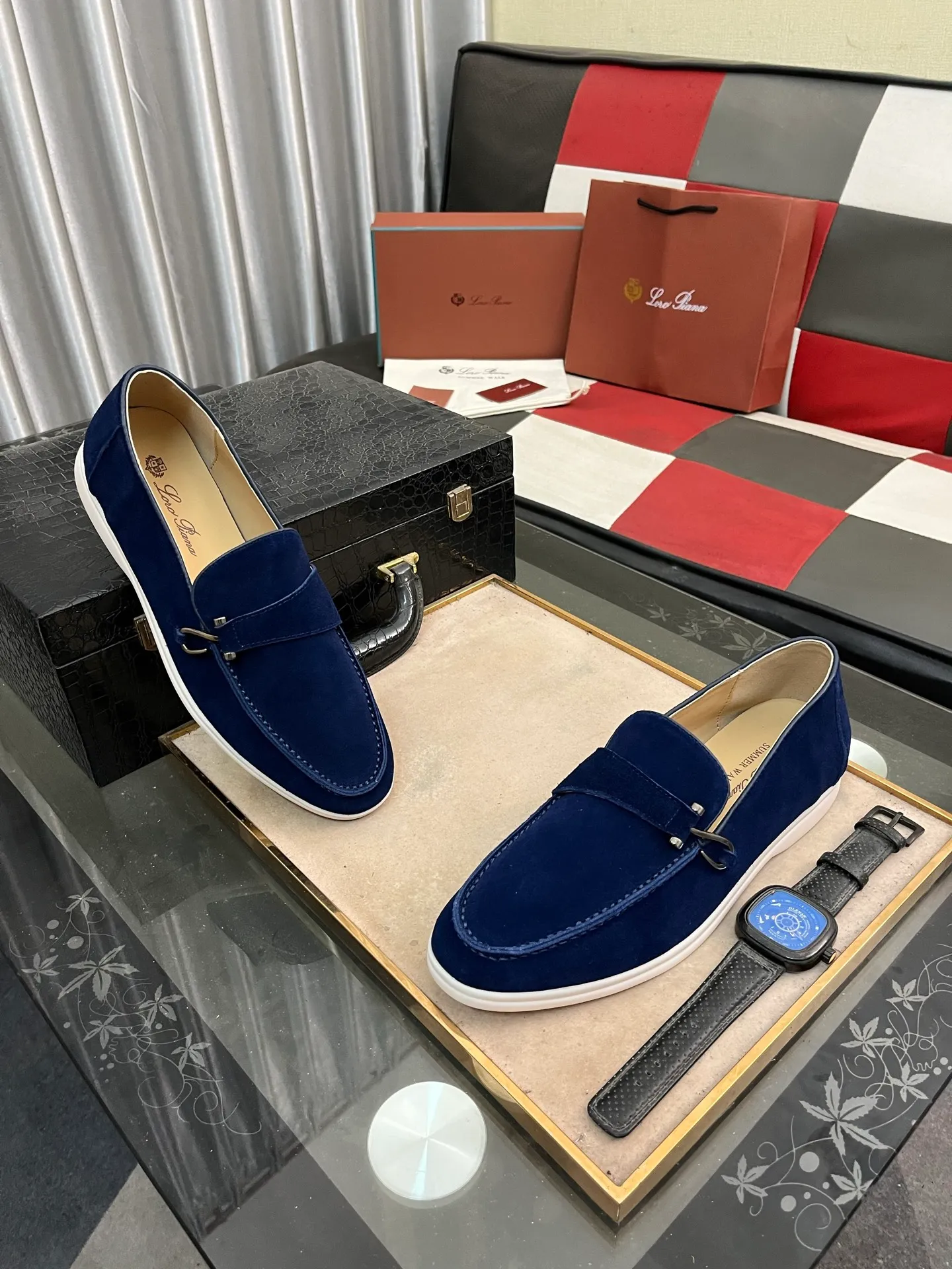 Men's Men's Shoes💰420⌚️⌚️【Loro Piana】LP couple's casual sneakers. Simple and fashionable, the upper is made of cow suede and leather. Sheepskin feet. Custom rubber sole. Size: Female 35-42 (35, 41, 42, 43 customized are non-refundable) Male 38-46 (45, 46 customized)